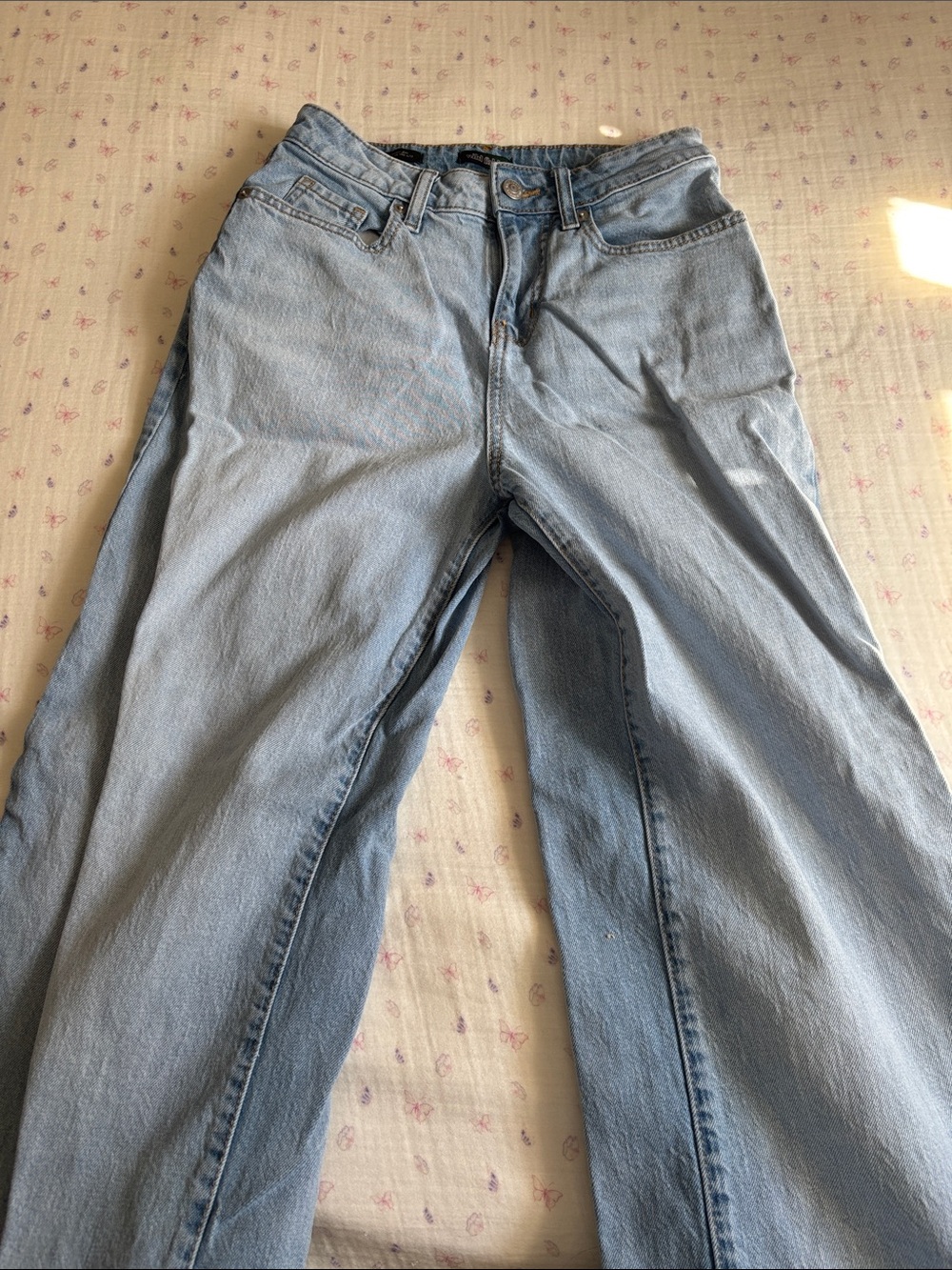 Light Wash Wide Leg Jeans